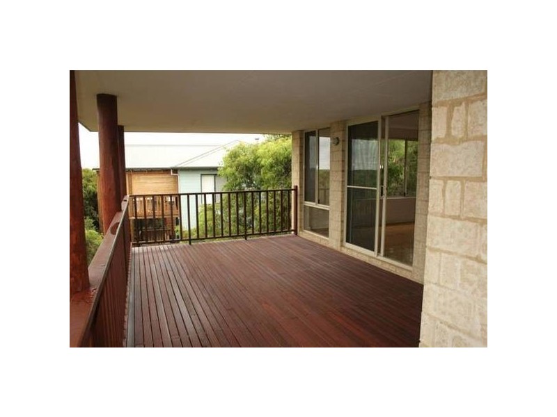 9 Freycinet Way, Gnarabup WA 6285