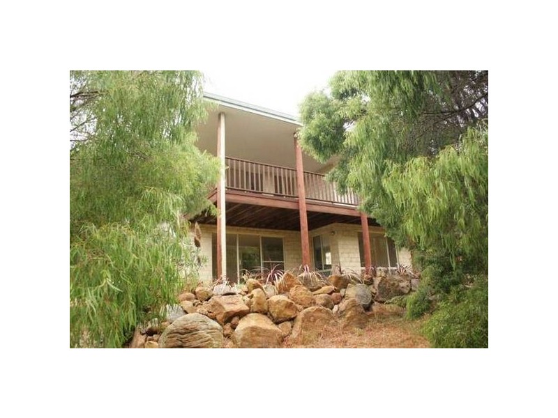 9 Freycinet Way, Gnarabup WA 6285