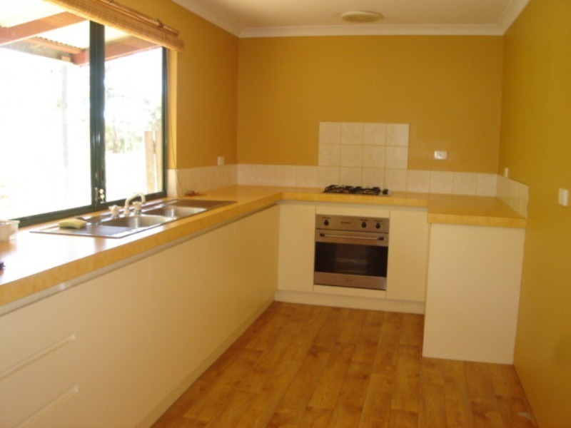 4 Casselton Grove, Margaret River WA 6285