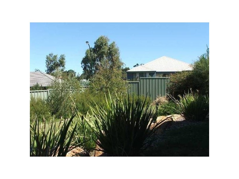 4 Kunzea Loop, Margaret River WA 6285