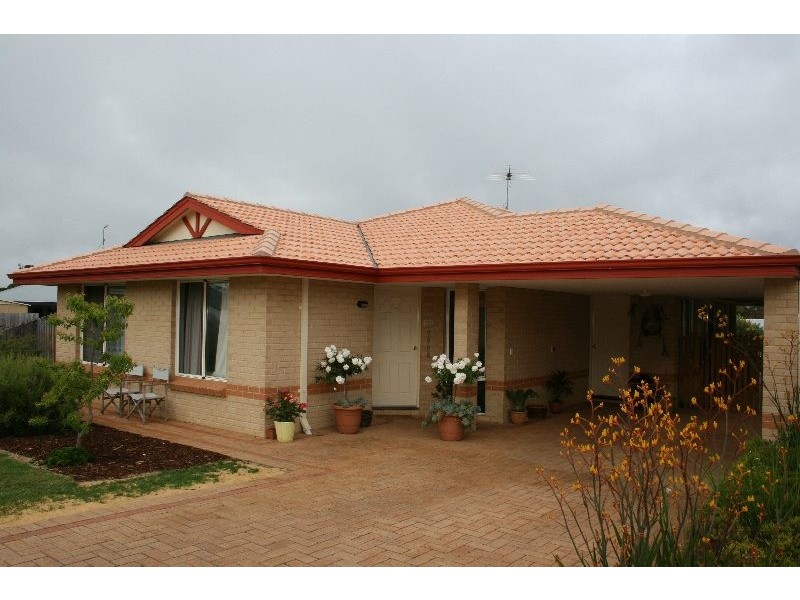 6 Village Green, Margaret River WA 6285