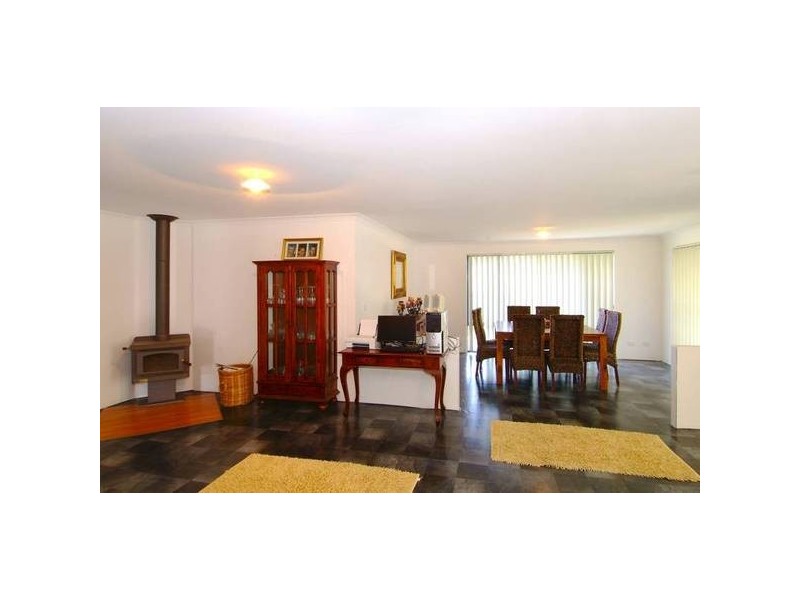 8 Kunzea Loop, Margaret River WA 6285