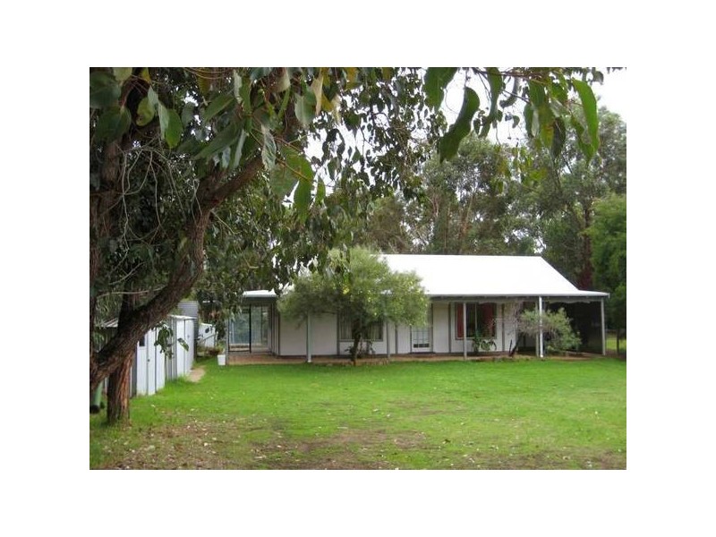 6 Sylvaner Place, Margaret River WA 6285