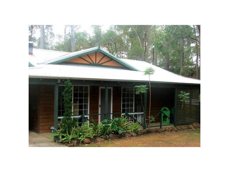 18 Settlers Retreat, Margaret River WA 6285