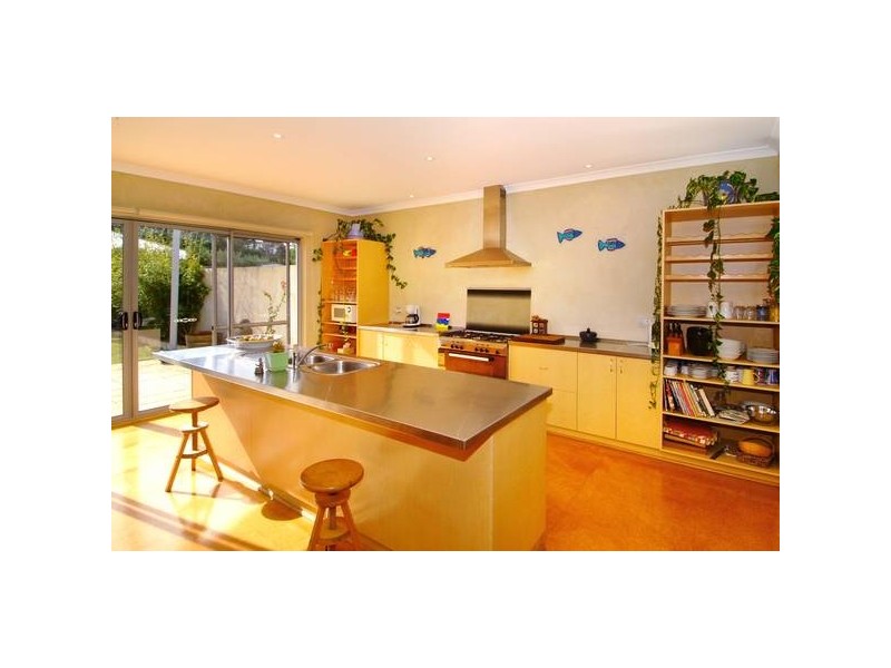 18 Village Green, Margaret River WA 6285