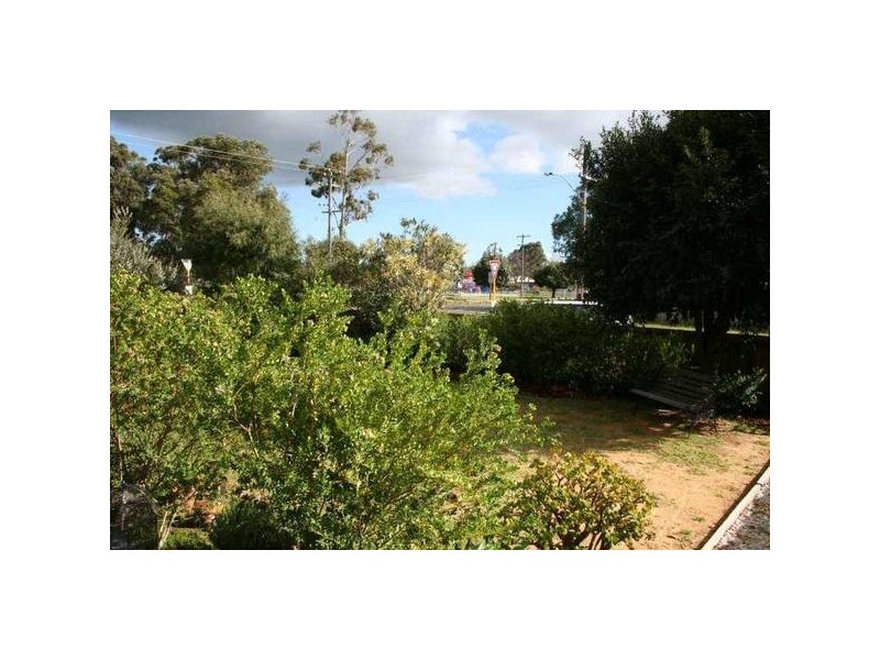 74B Forrest Road, Margaret River WA 6285