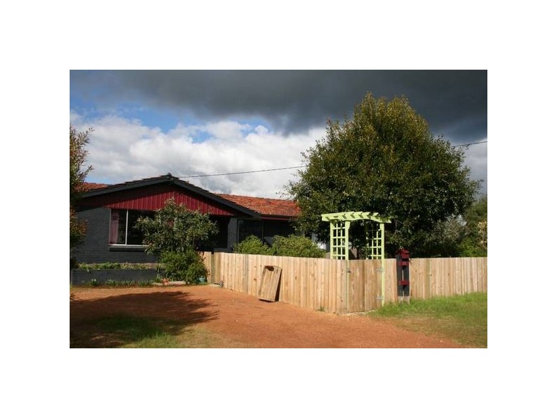 74B Forrest Road, Margaret River WA 6285