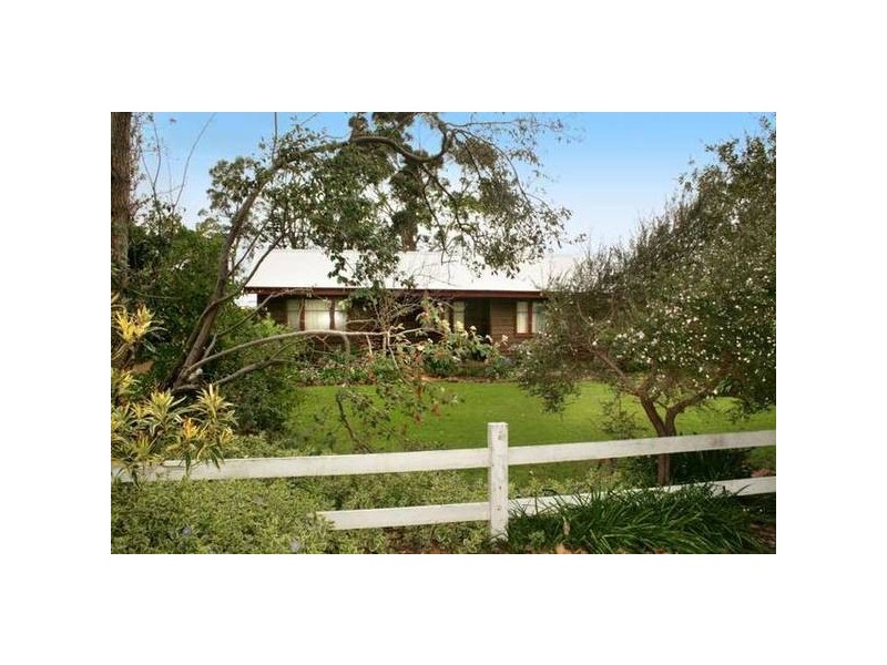 19 Memorial Drive, Cowaramup WA 6284