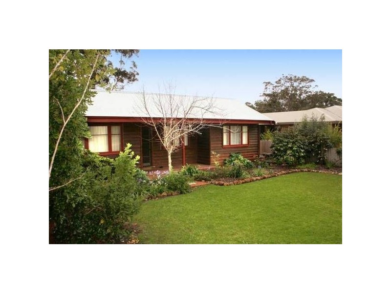 19 Memorial Drive, Cowaramup WA 6284