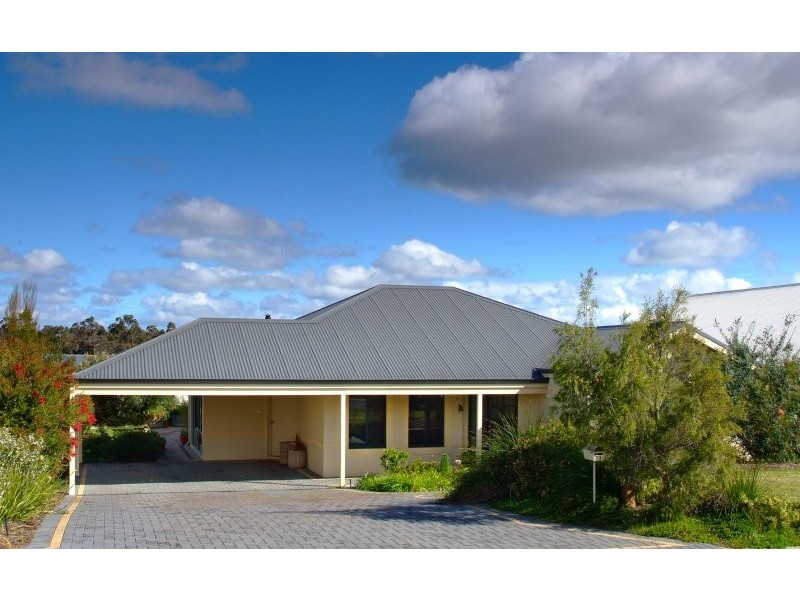 23 Hillside Avenue, Margaret River WA 6285