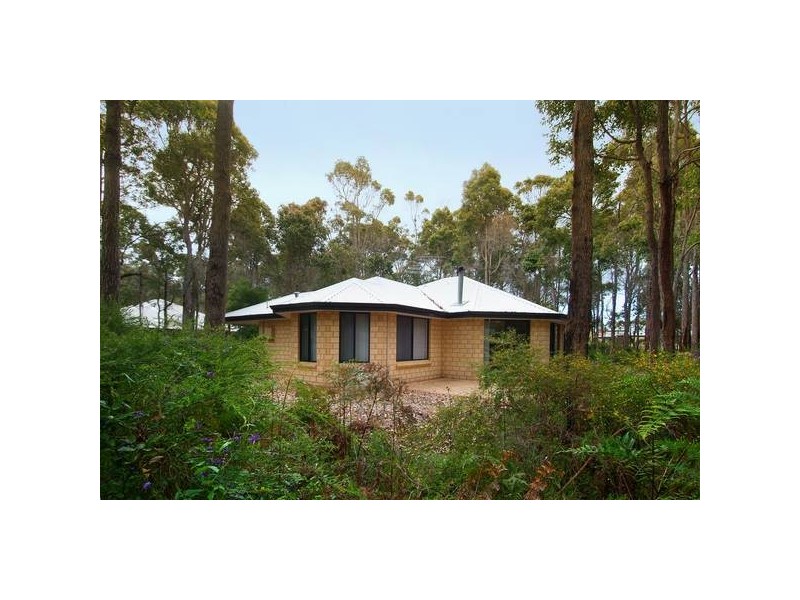 11 Chardonnay Avenue, Margaret River WA 6285