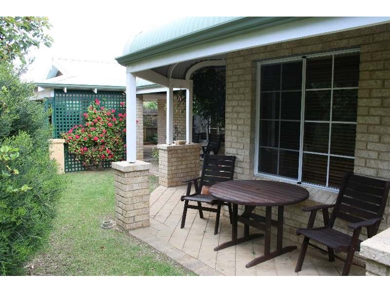 1/16 Marmaduke Point Drive, Gnarabup, Margaret River WA 6285