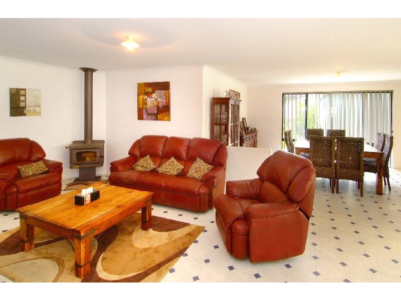 8 Kunzea Loop, Margaret River WA 6285