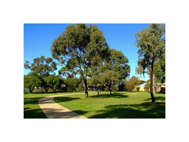 16 Bovell Avenue, Margaret River WA 6285