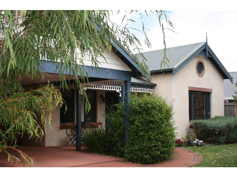 12 Ironbark Avenue, Margaret River WA 6285