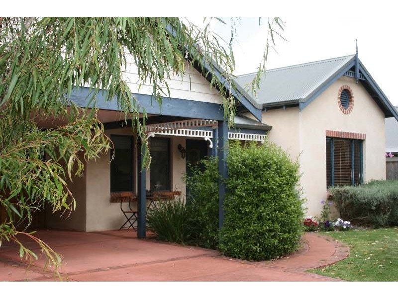 12 Ironbark Avenue, Margaret River WA 6285