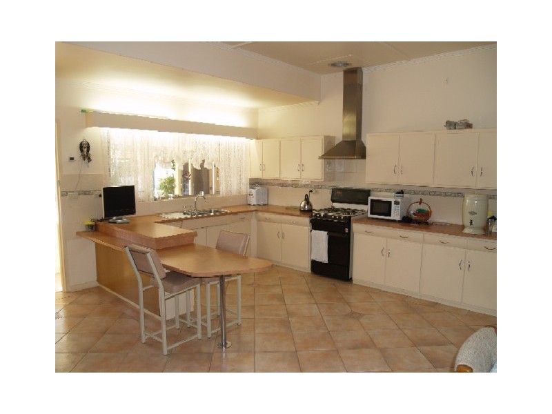 20 Henderson Street, Waikerie SA 5330