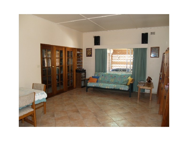 20 Henderson Street, Waikerie SA 5330