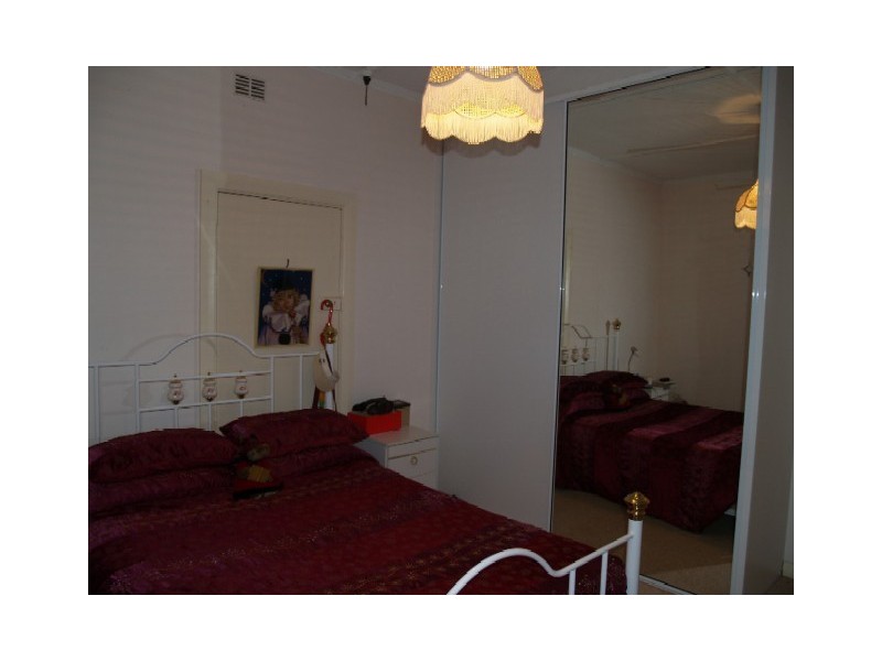 20 Henderson Street, Waikerie SA 5330