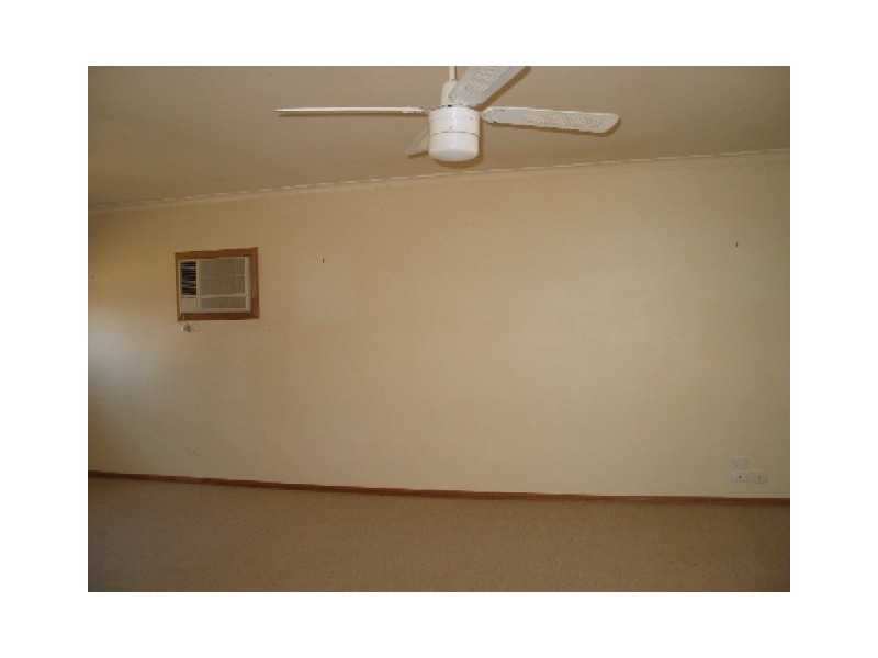 17 Burns Street, Waikerie SA 5330