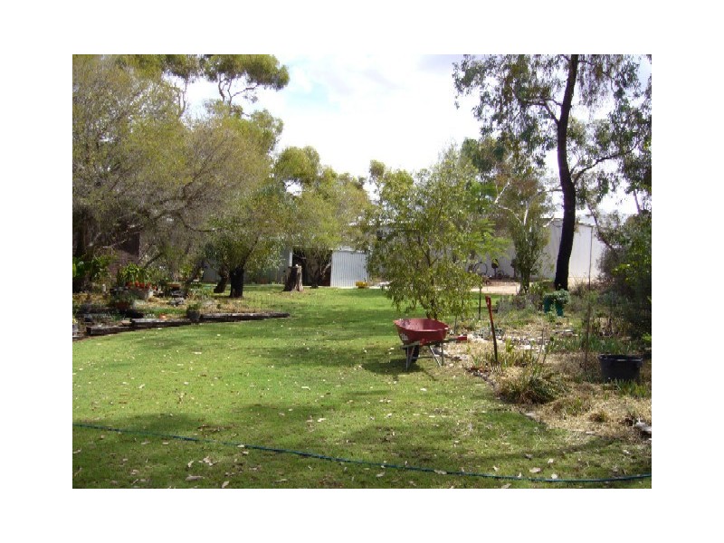 Lot 5 Wombats Rest Road, Pelican Point, Morgan SA 5320