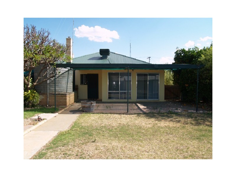 18 Heming Street, Waikerie SA 5330