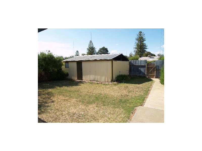 18 Heming Street, Waikerie SA 5330