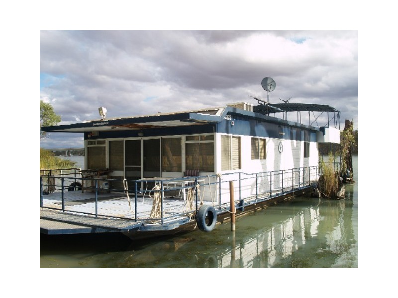 CL37S “Southern Explorer”, Blanchetown SA 5357