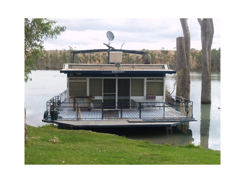 CL37S “Southern Explorer”, Blanchetown SA 5357