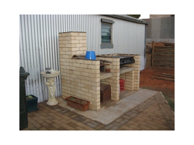 19 Marschall Street, Waikerie SA 5330