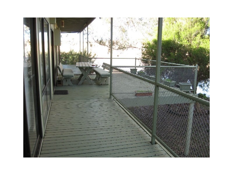 Lot 26 Pelican Point, Morgan SA 5320