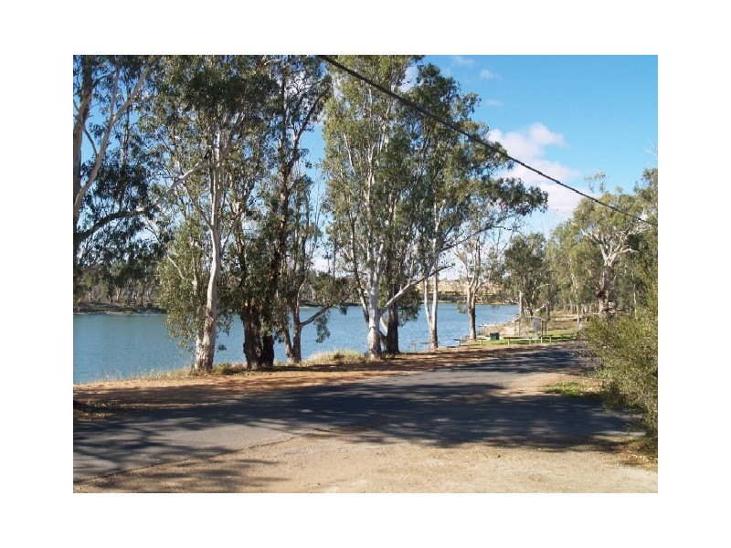 Lot 43 McPhee Avenue, Blanchetown SA 5357