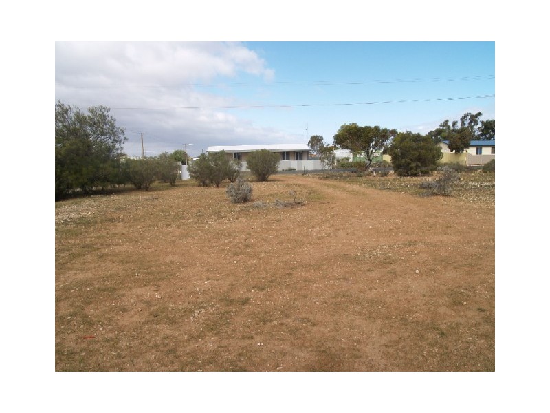 16 Ackland Street, Blanchetown SA 5357