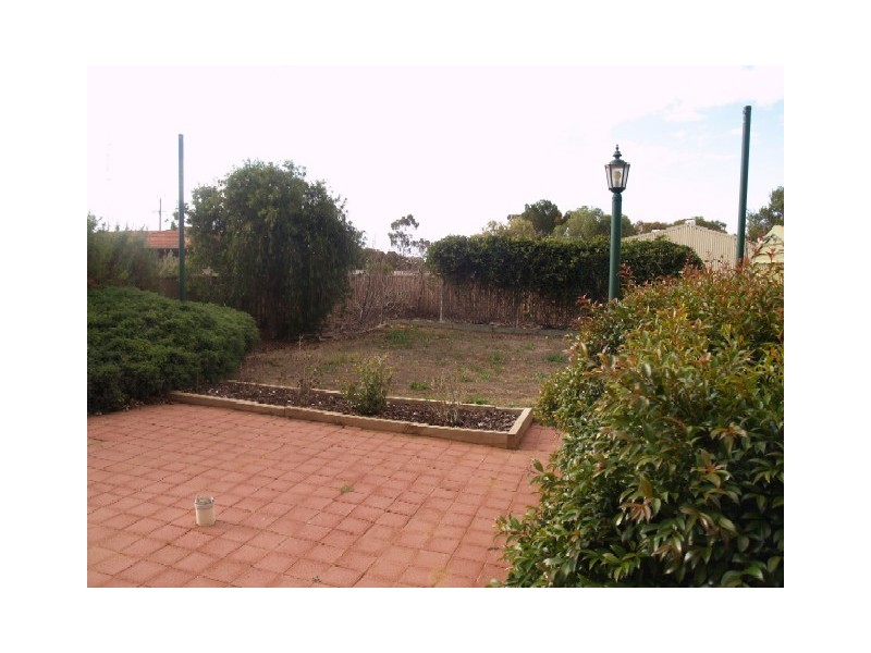 3 Sixth Street, Morgan SA 5320