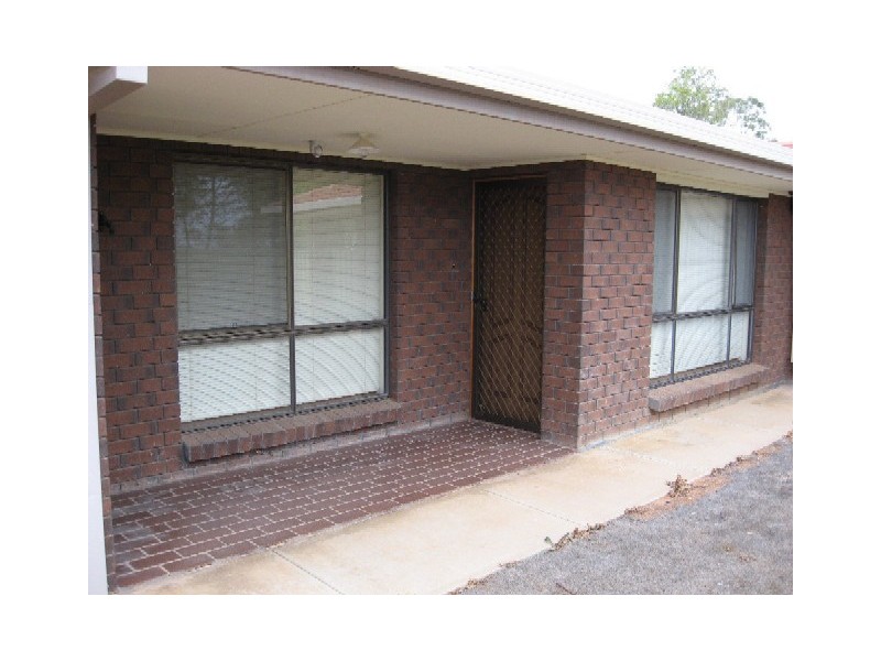 2/3 Allen Street, Waikerie SA 5330