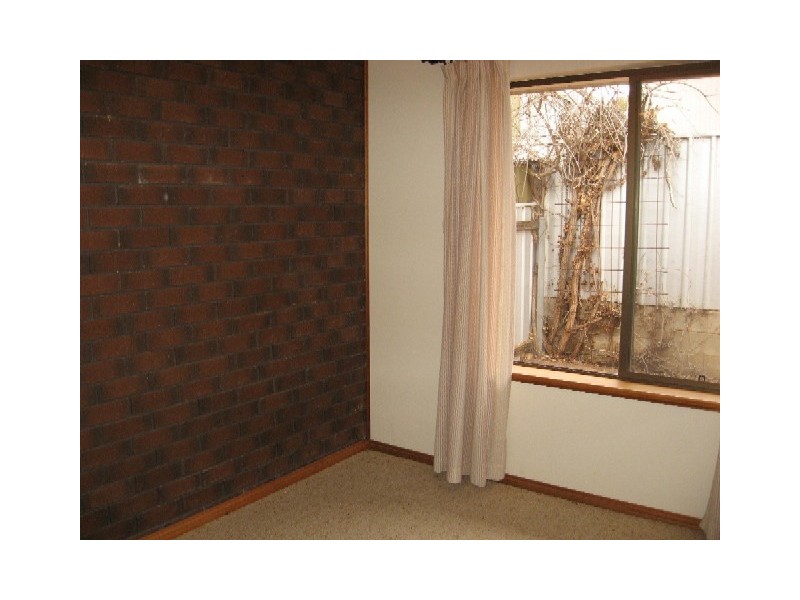 2/3 Allen Street, Waikerie SA 5330