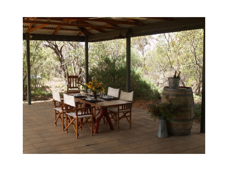 47 Kruesler Road, Waikerie SA 5330