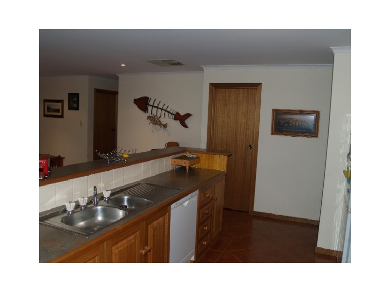 47 Kruesler Road, Waikerie SA 5330