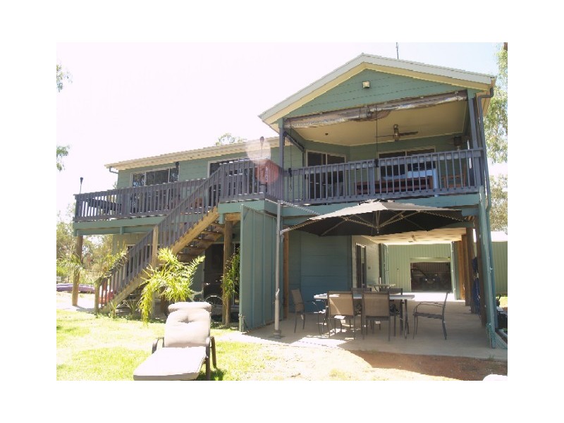 41 Dock Street, North West Bend, Morgan SA 5320