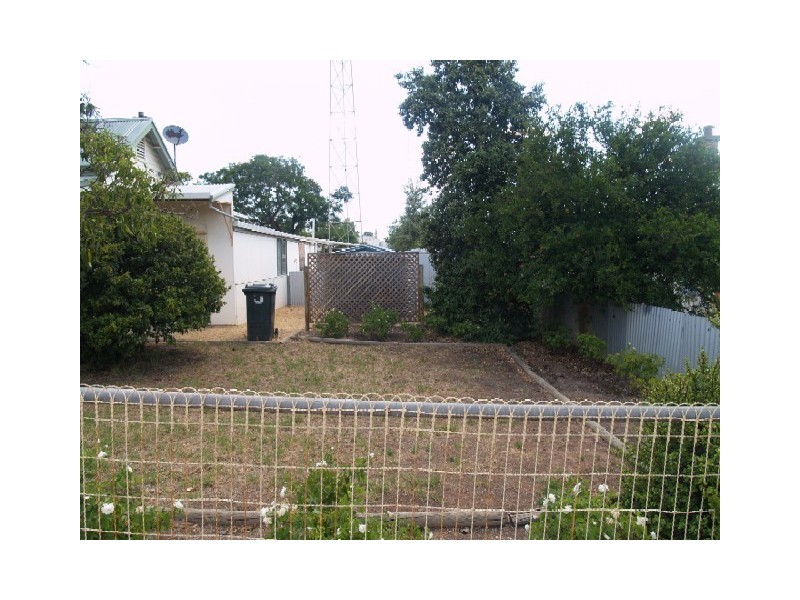 7 Henderson Street, Waikerie SA 5330