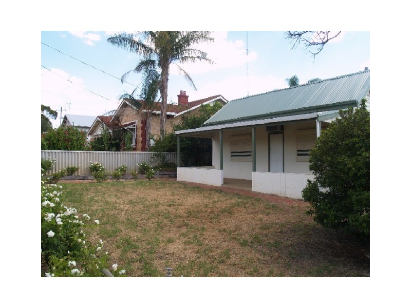 7 Henderson Street, Waikerie SA 5330