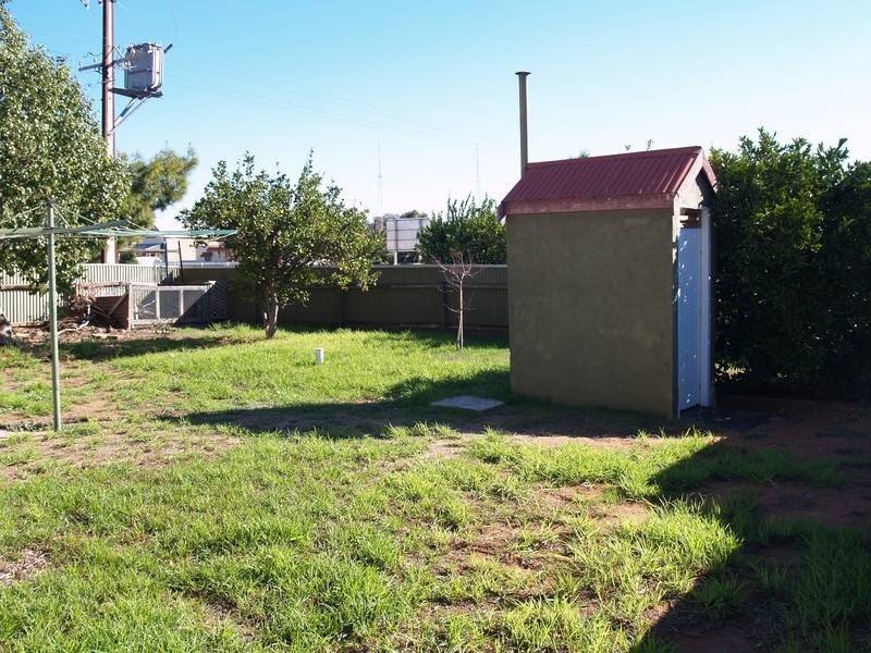23 Fourth Street, Morgan SA 5320