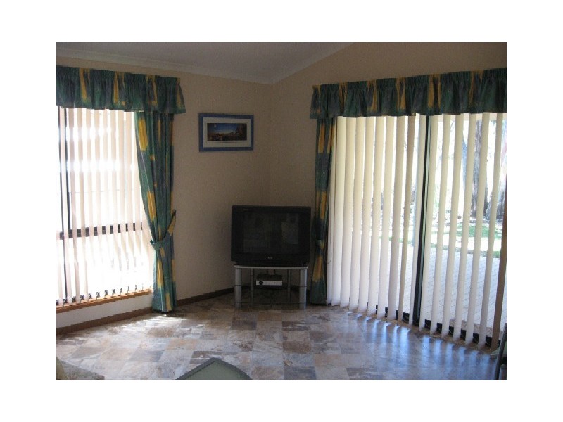 11 Paisley Village, Blanchetown SA 5357