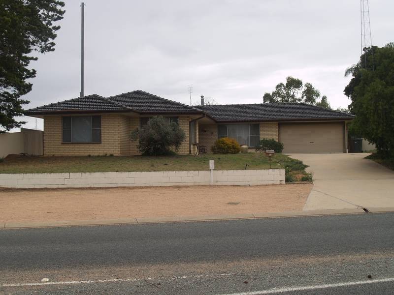 52 Lawrie Tce, Waikerie SA 5330