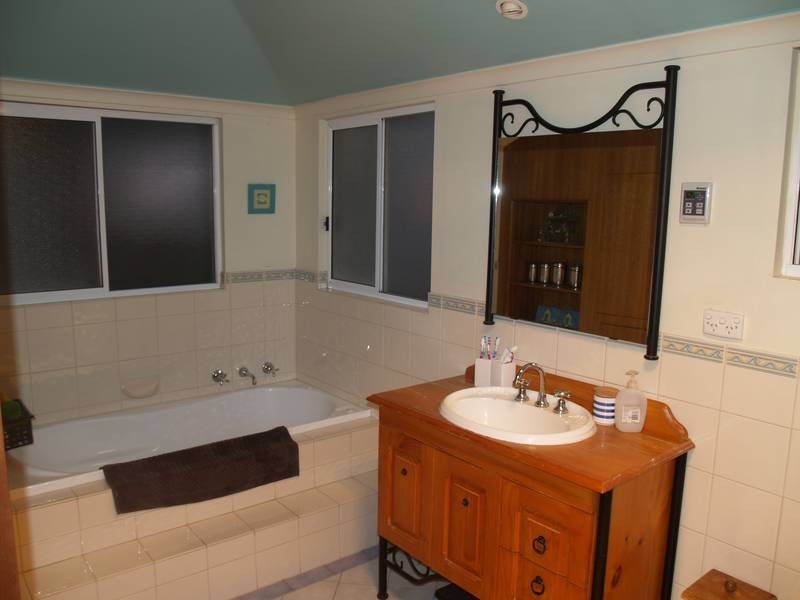 30 Virgo Road, Waikerie SA 5330