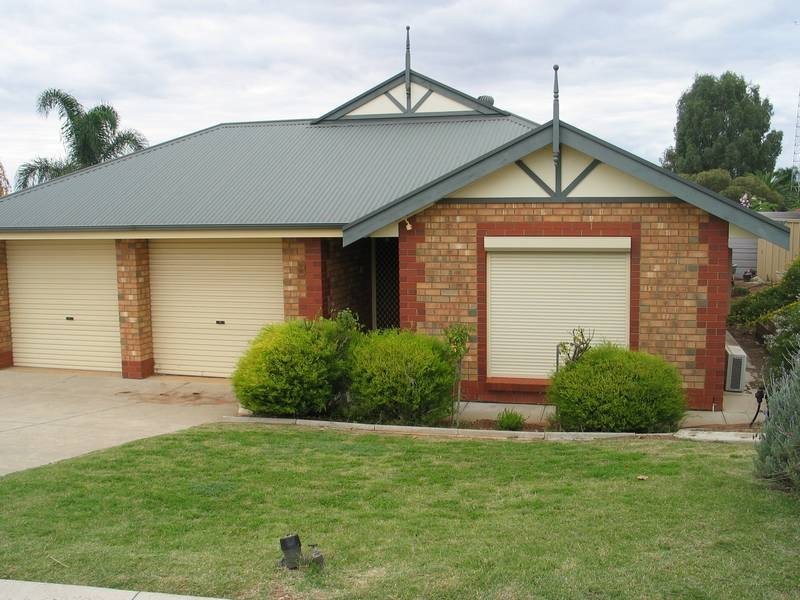 8 Mary Starr Drive, Waikerie SA 5330