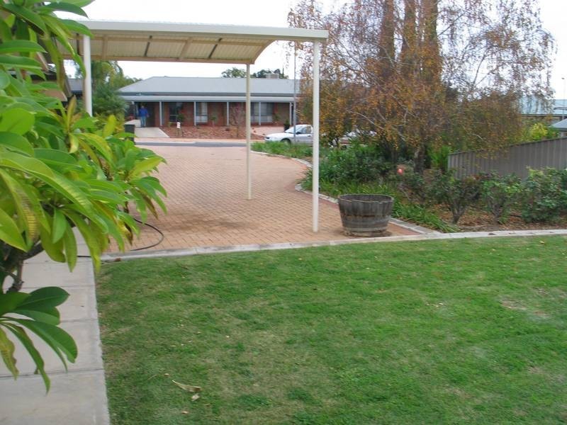 8 Mary Starr Drive, Waikerie SA 5330