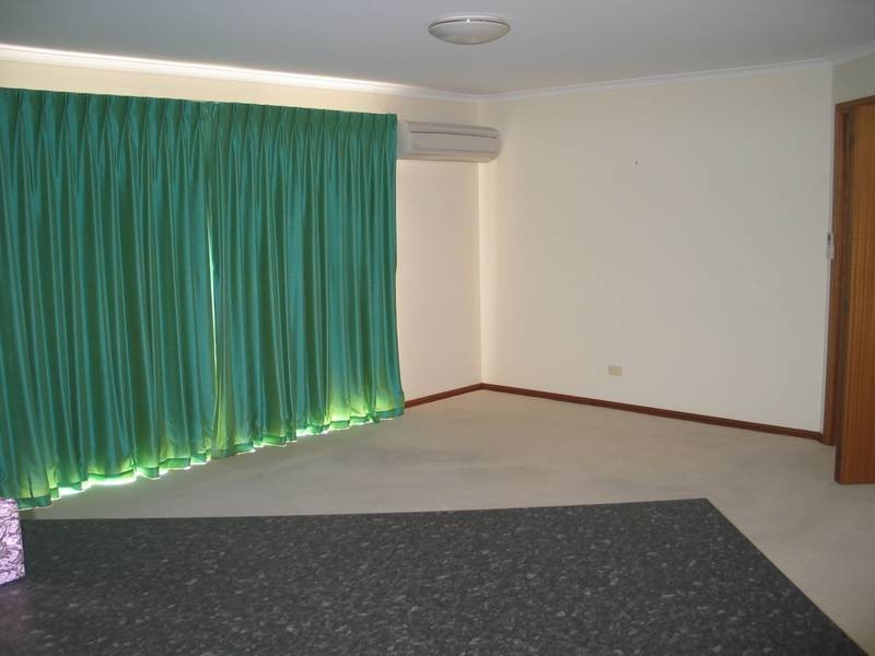 8 Mary Starr Drive, Waikerie SA 5330