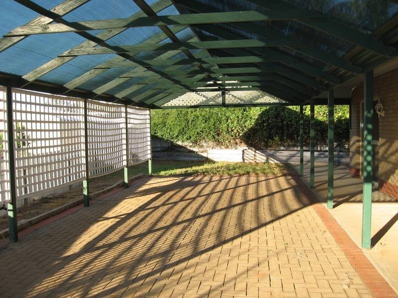 2A Arnold Street, Waikerie SA 5330