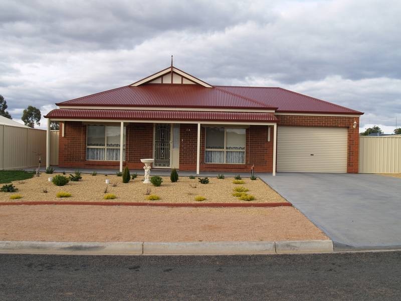 24 Mary Starr Drive, Waikerie SA 5330